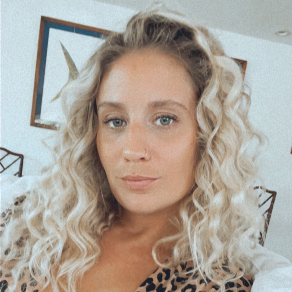 Meet your Posher, Taryn